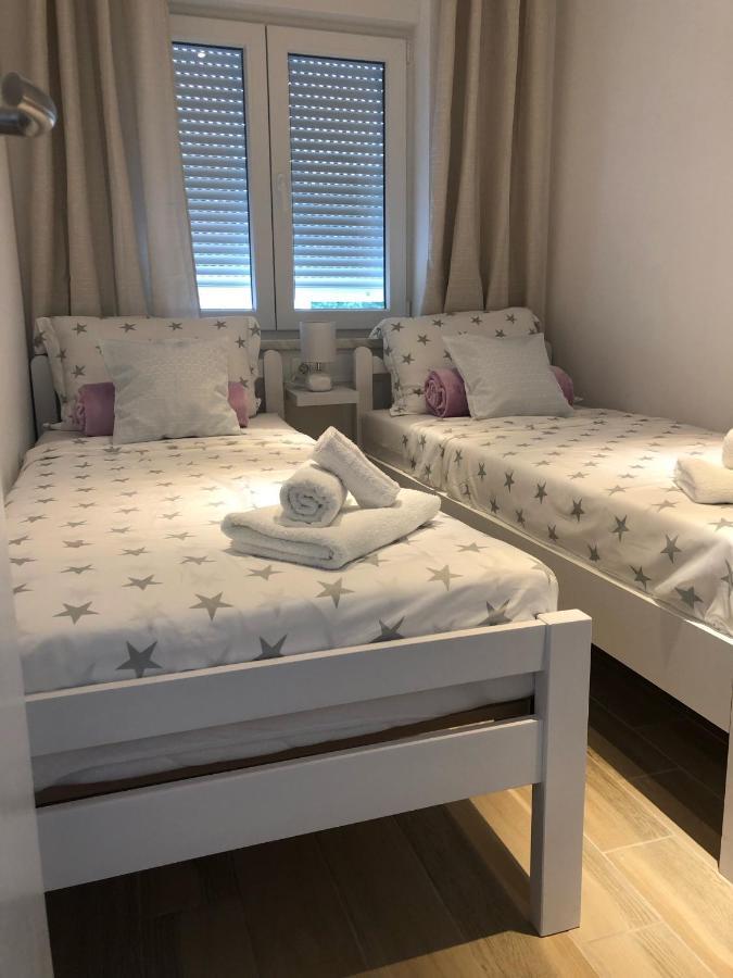 Dejablue Apartmani Opric Bagian luar foto